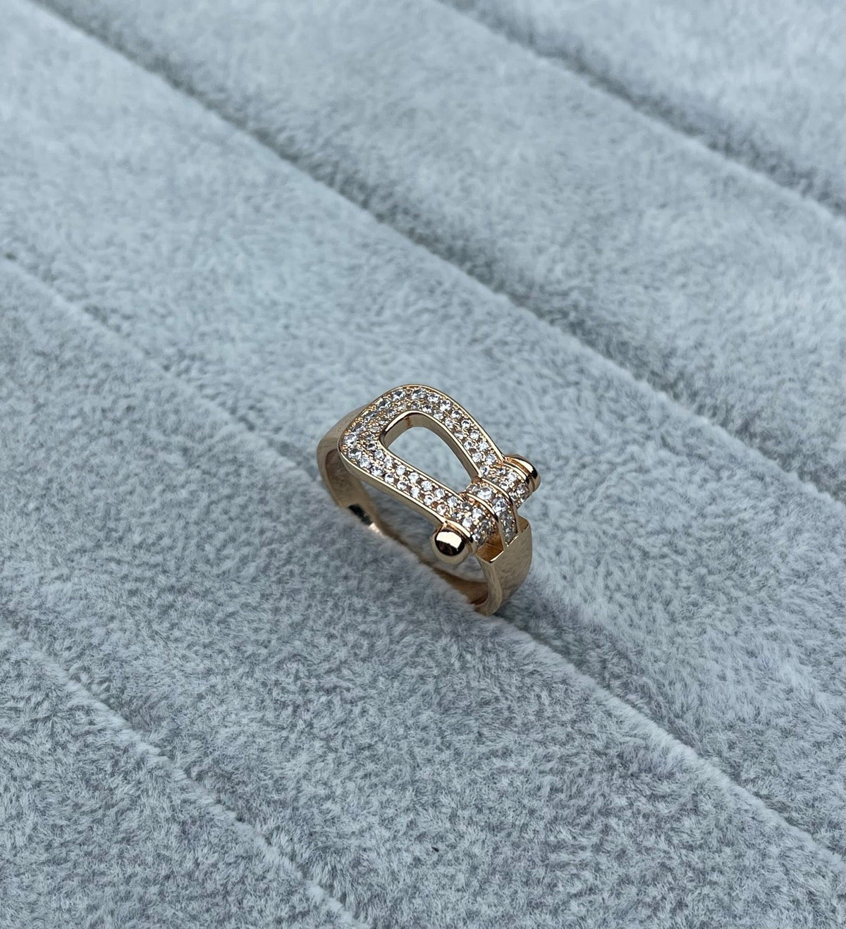 [Eterna Jewels]Wide Hoof-Shaped Diamond-Studded Ring