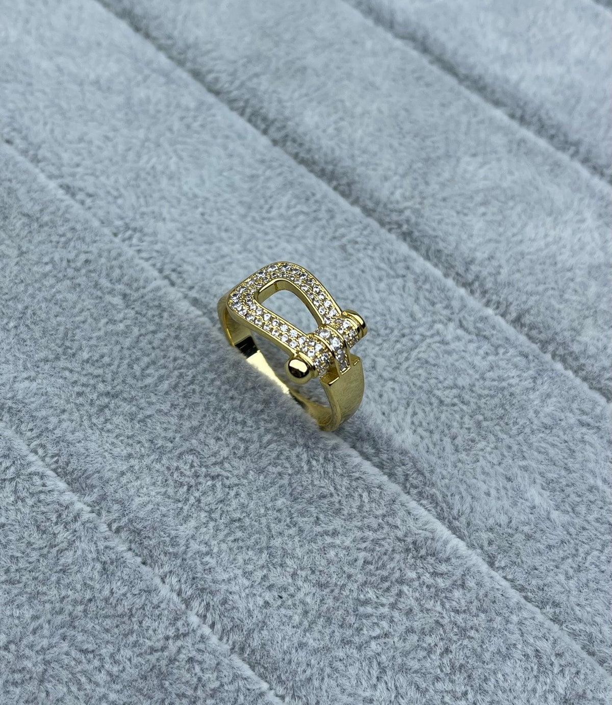 [Eterna Jewels]Wide Hoof-Shaped Diamond-Studded Ring