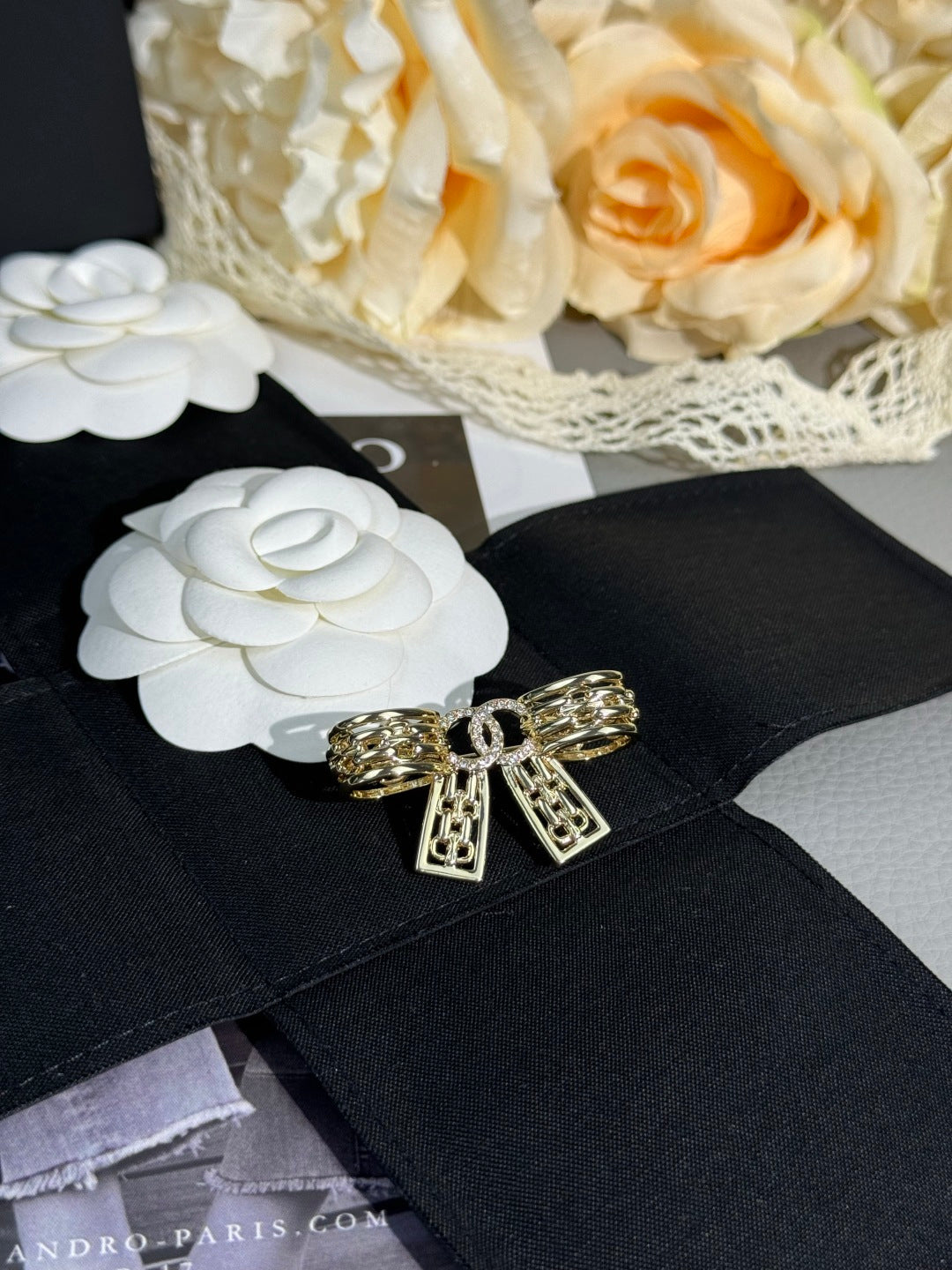 [Eterna Jewels]25K Hollow Bow Brooch