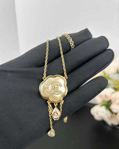 [Eterna Jewels]Cloud Pearl Mother-of-Pearl Diamond Chain Pendant Necklace