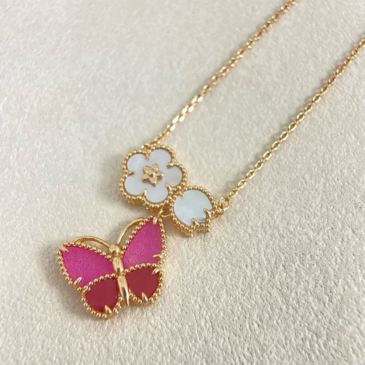 [Eterna Jewels]ROSE QUARTZ THREE‑IN‑ONE BUTTERFLY NECKLACE