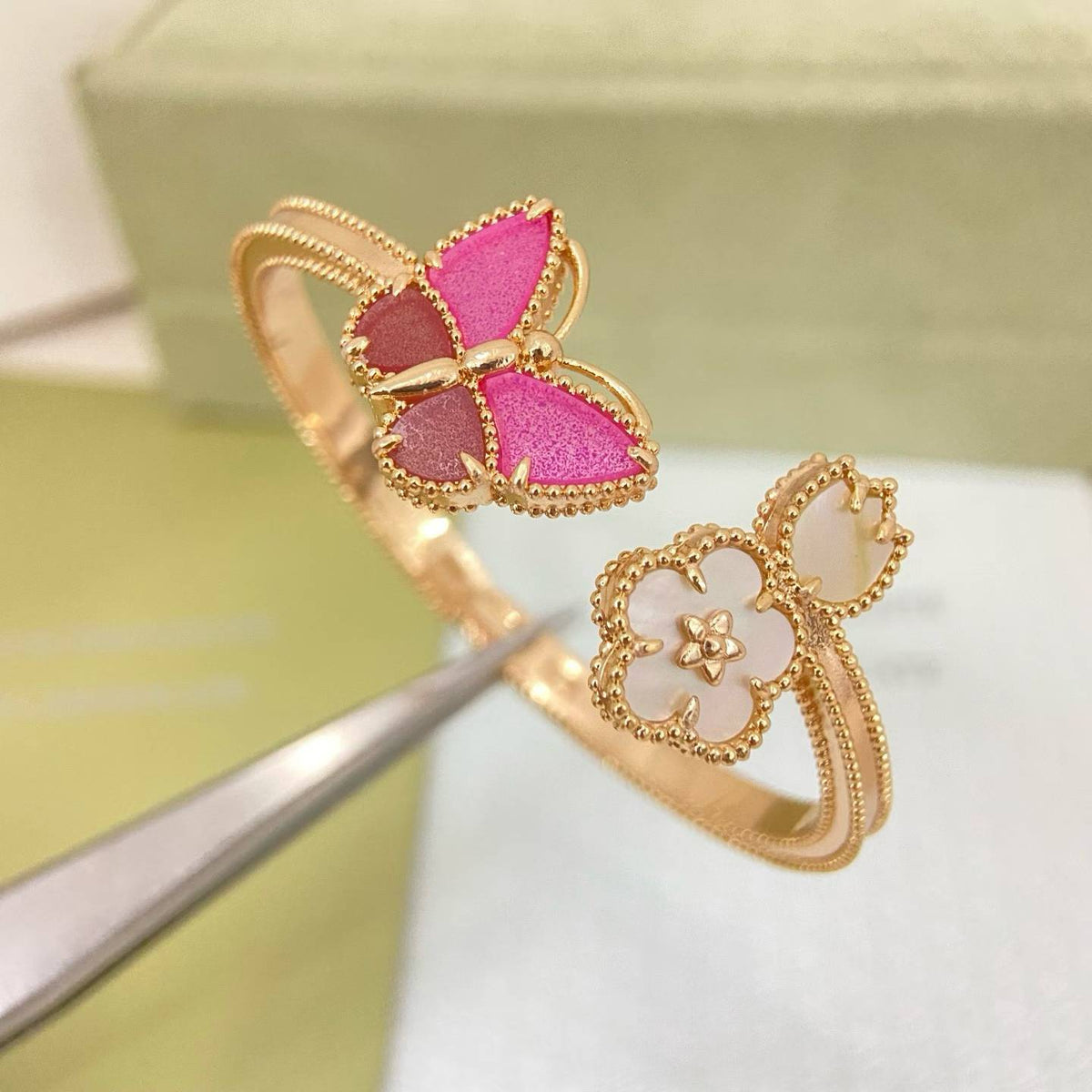 [Eterna Jewels]ROSE QUARTZ THREE‑IN‑ONE BUTTERFLY BRACELET