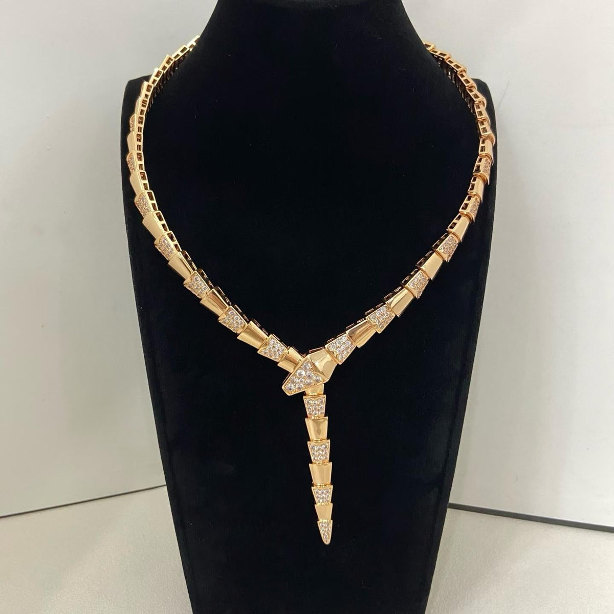 [Eterna Jewels]NEW WIDE BAND INLAID DIAMOND SNAKE NECKLACE