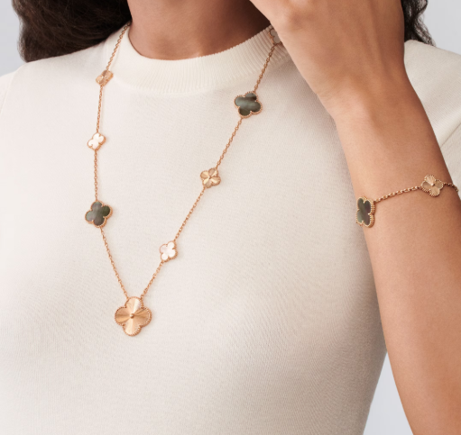 [Eterna Jewels]DETACHABLE CLOVER 15(11+4) FLOWER SILVER NECKLACE SET