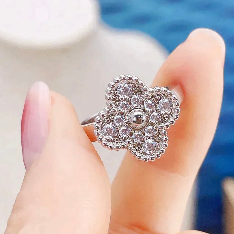 [Eterna Jewels]CLOVER DIAMOND RING