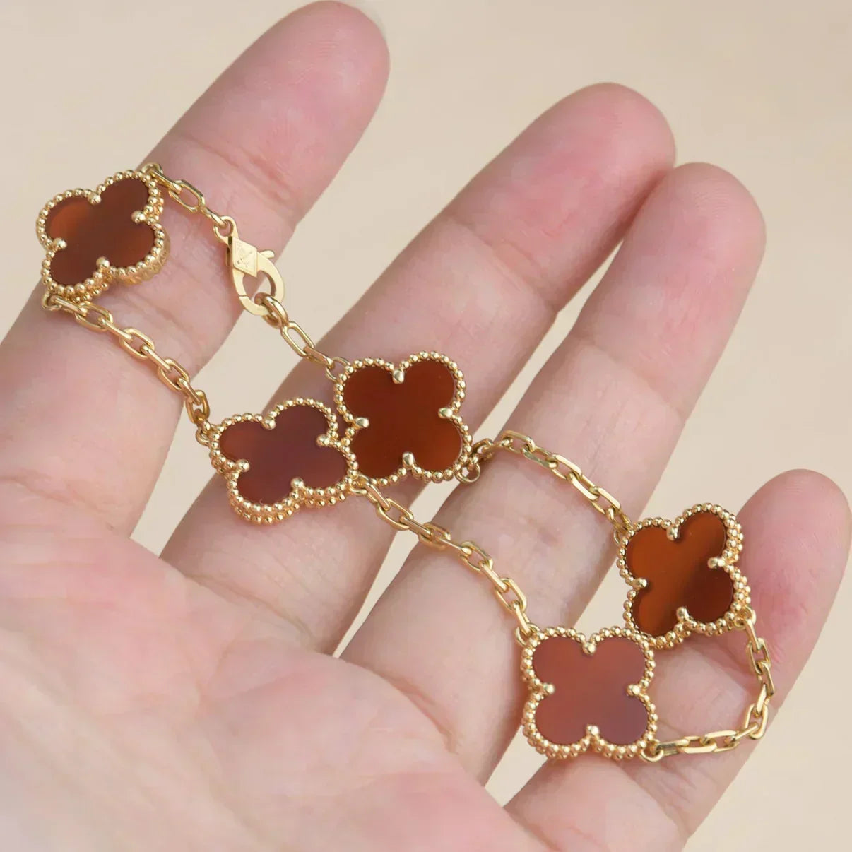 [Eterna Jewels] CLOVER 5 MOTIF RED CORNELIAN BRACELET COLLECTION
