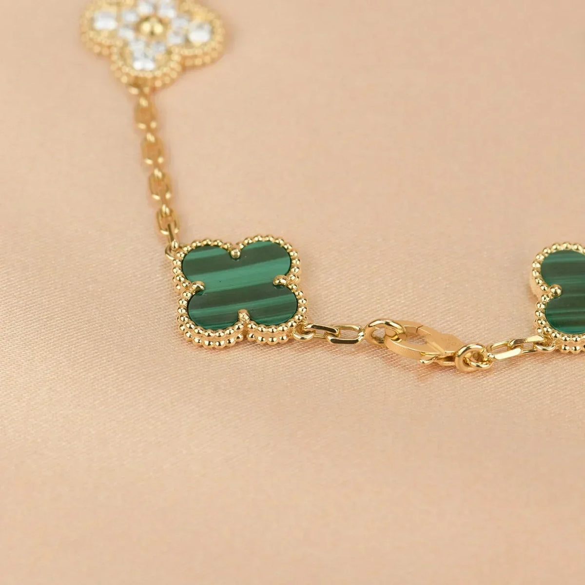 [Eterna Jewels] CLOVER 5 MOTIF MALACHITE BRACELET COLLECTION