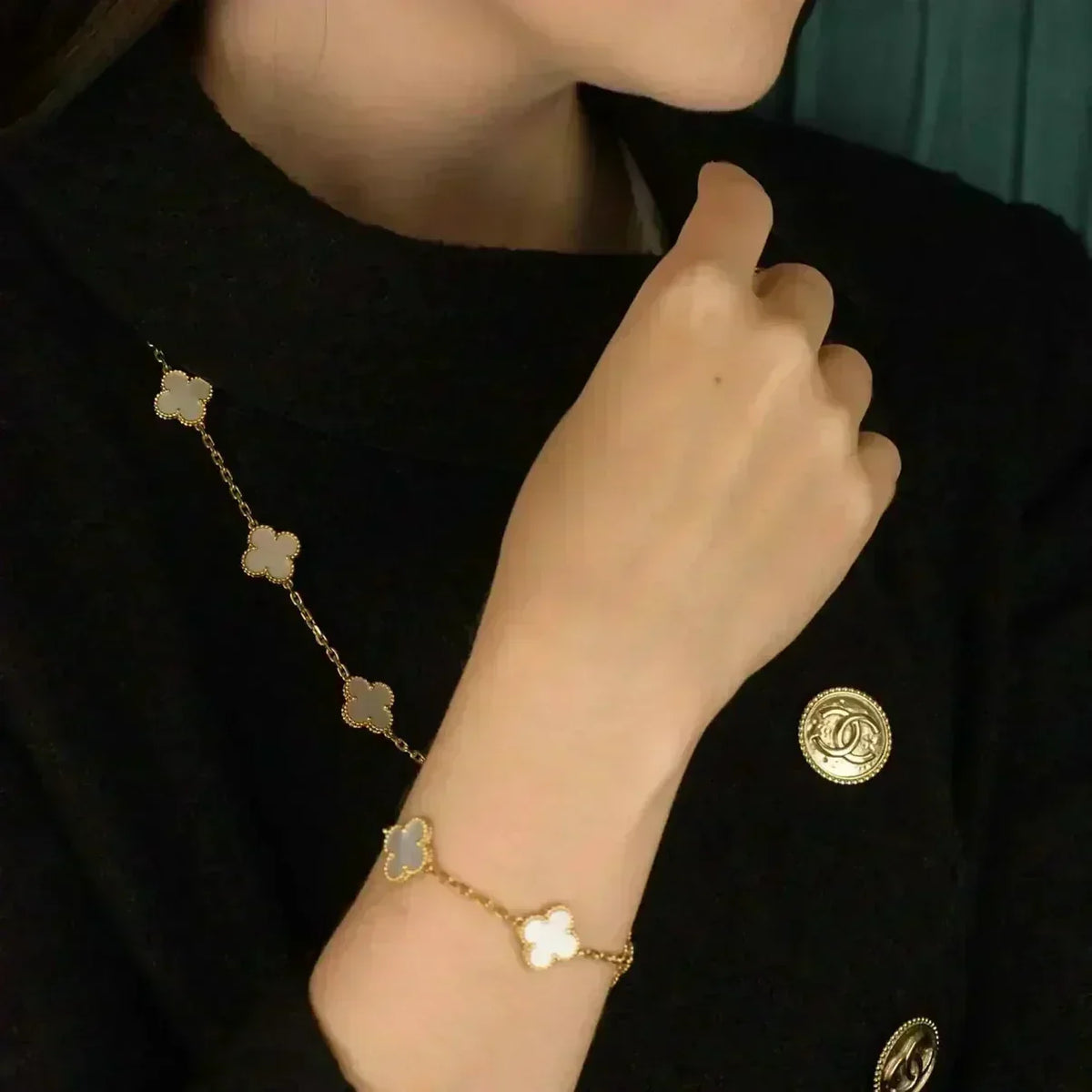 [Eterna Jewels]CLOVER WHITE PEARL MOP 5 MOTIF BRACELET COLLECTION