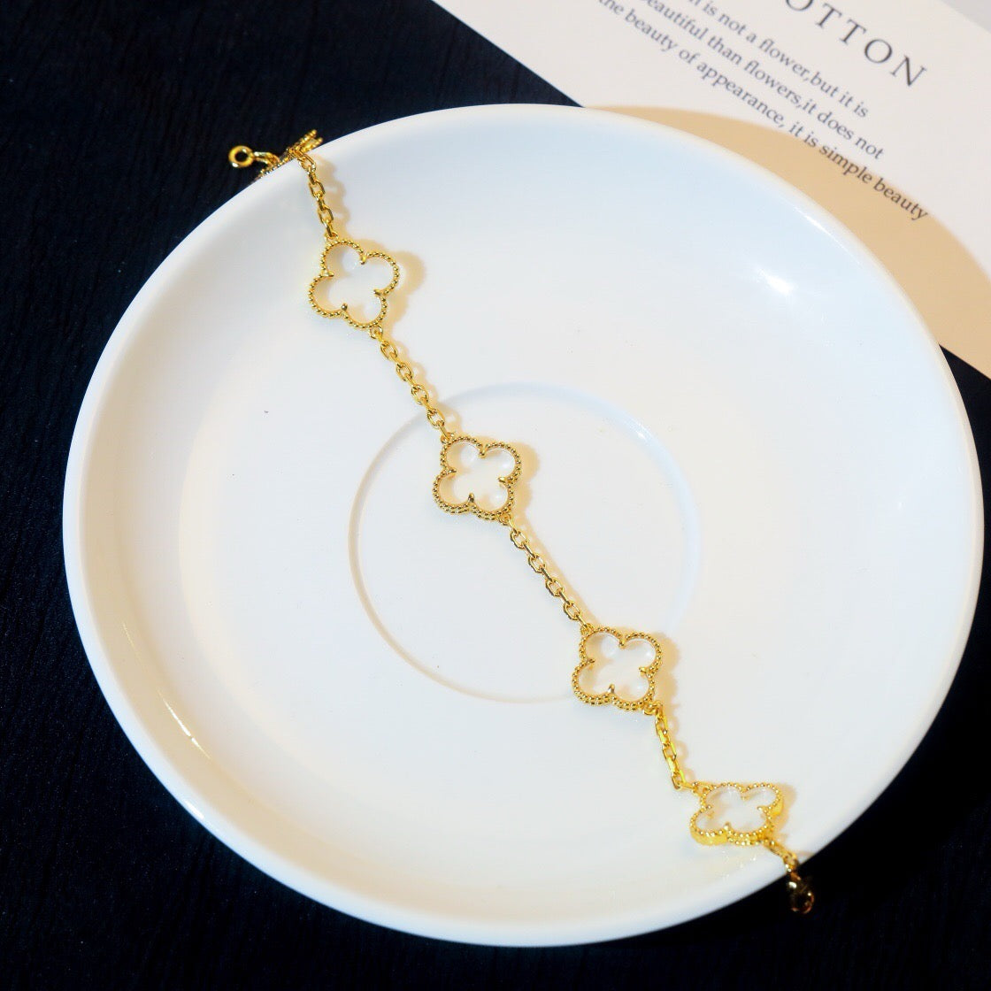 [Eterna Jewels]CLOVER 5 MOTIF ROCK CRYSTAL BRACELET
