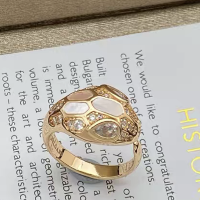 [Eterna Jewels]BRAND NEW ASSORTED SNAKE HEAD MOTHER OF PEARL RINGS