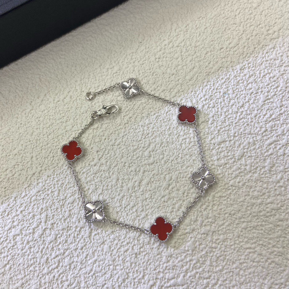 [Eterna Jewels]CLOVER 6 MOTIF RED AGATE LASER BRACELET