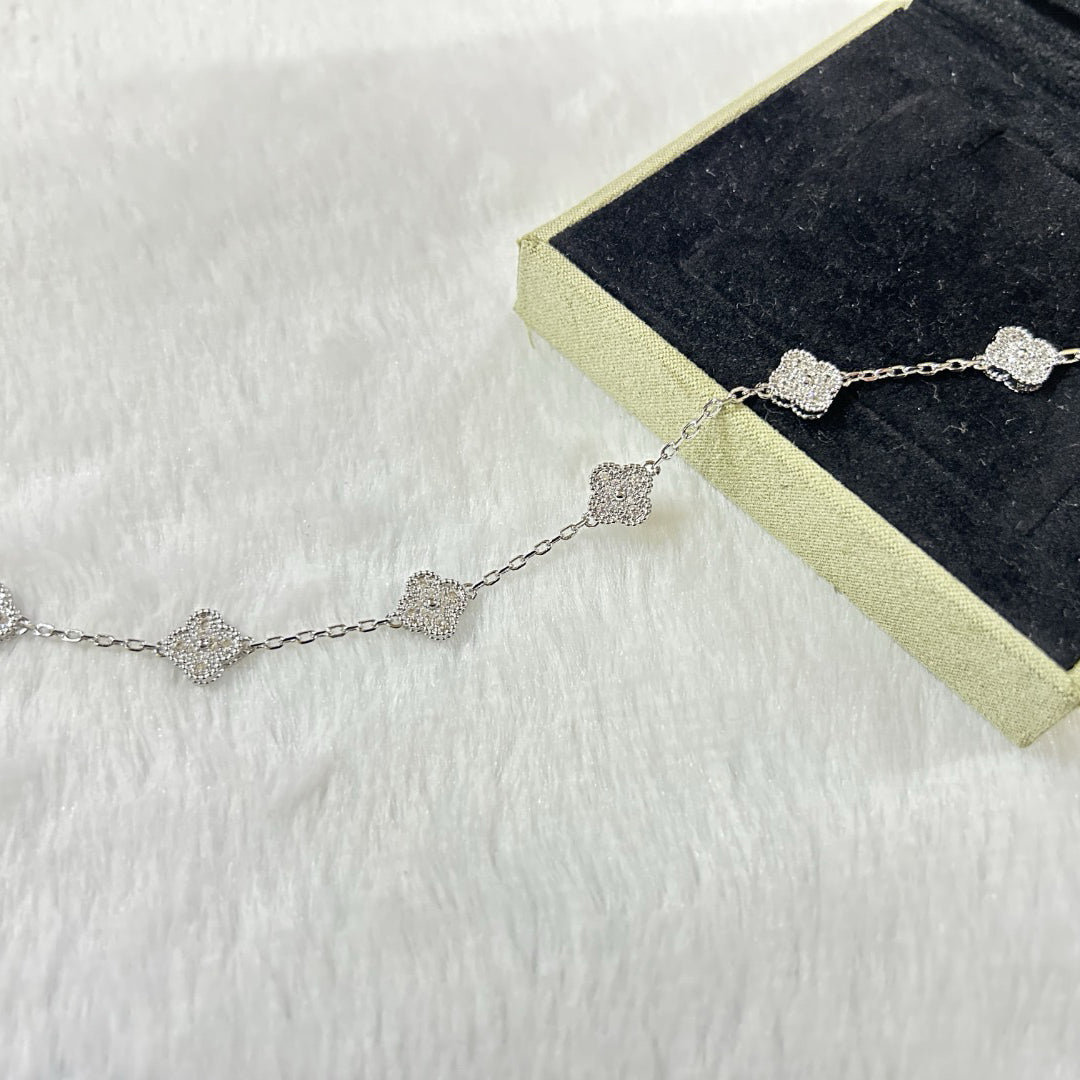 [Eterna Jewels]CLOVER 6 MOTIF DIAMOND BRACELET