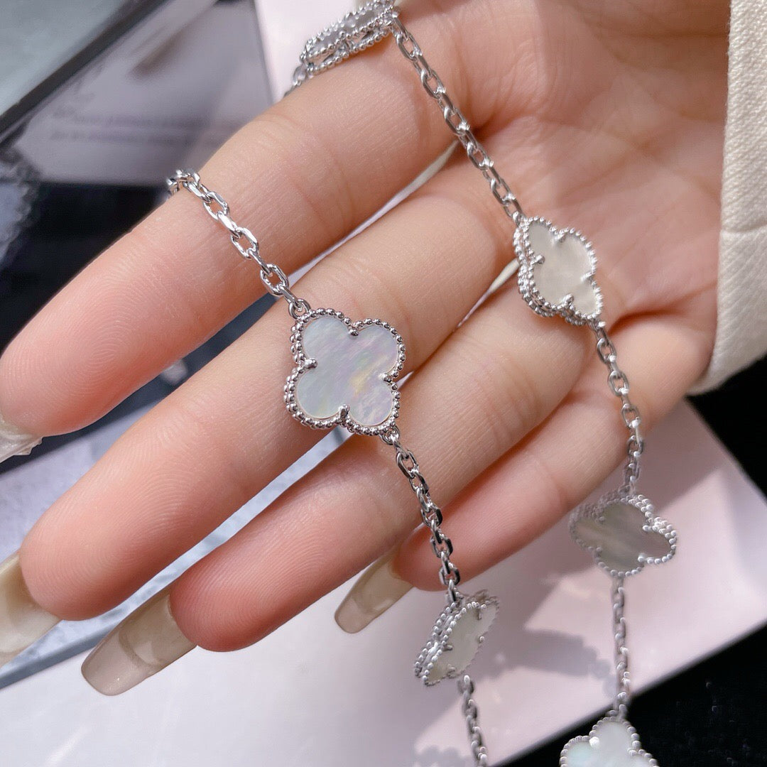 [Eterna Jewels]CLOVER 10 MOTIFS WHITE MOTHER OF PEARL NECKLACE