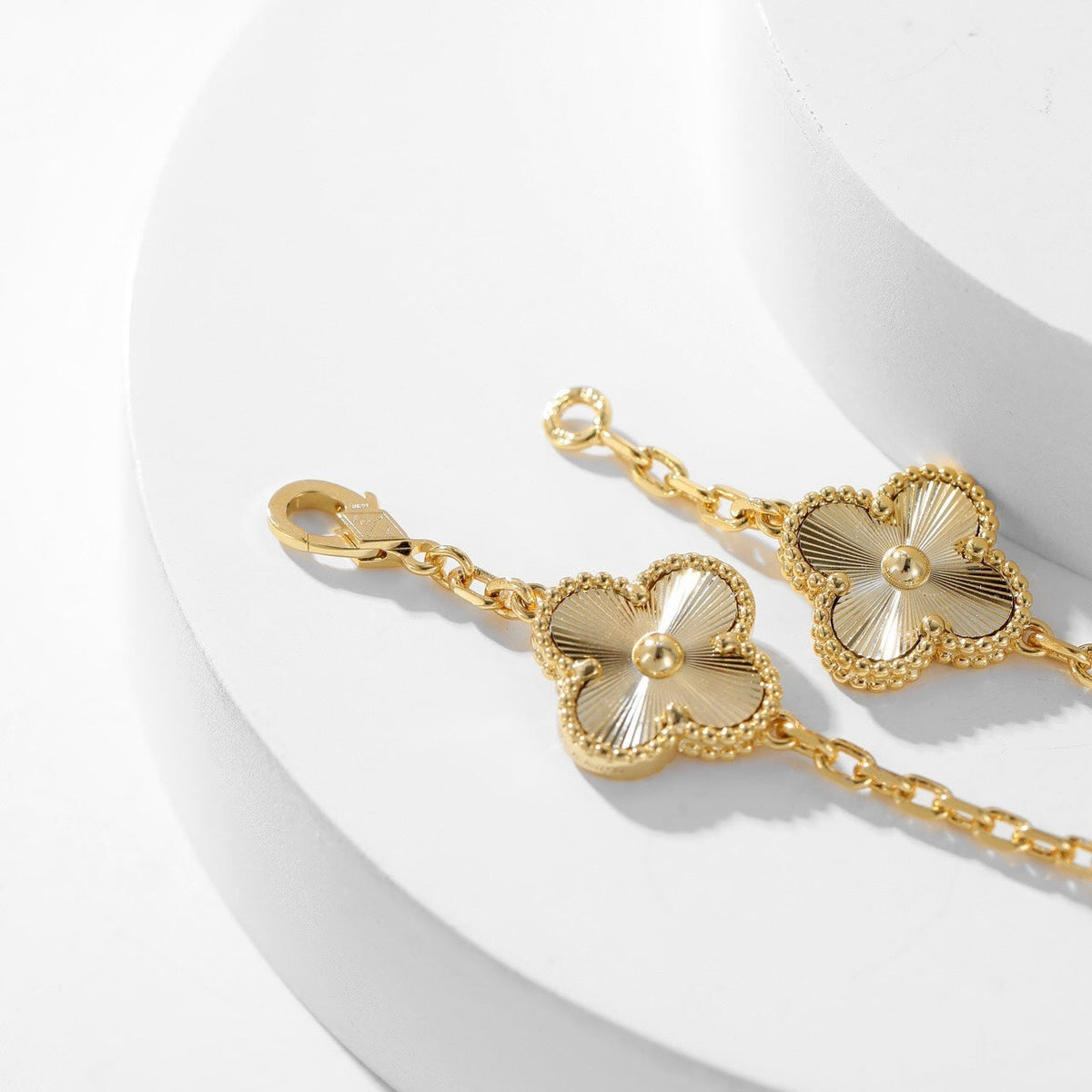 [Eterna Jewels]CLOVER 10 MOTIFS LASER NECKLACE