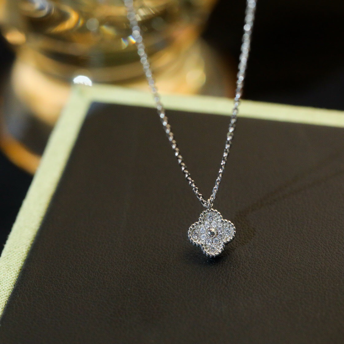 [Eterna Jewels]CLOVER MINI 9.5MM PENDANT DIAMOND NECKLACE