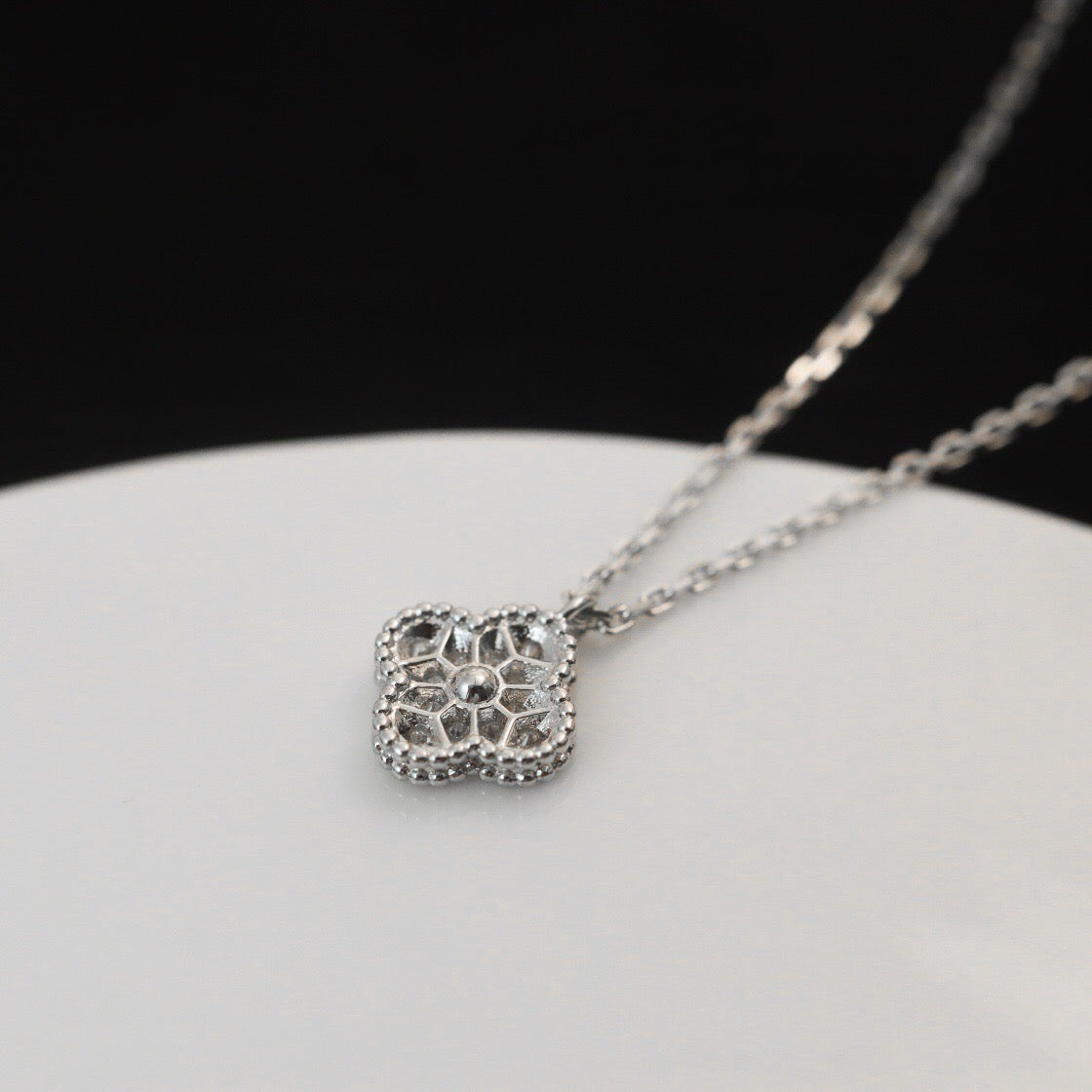 [Eterna Jewels]CLOVER MINI 9.5MM PENDANT DIAMOND NECKLACE