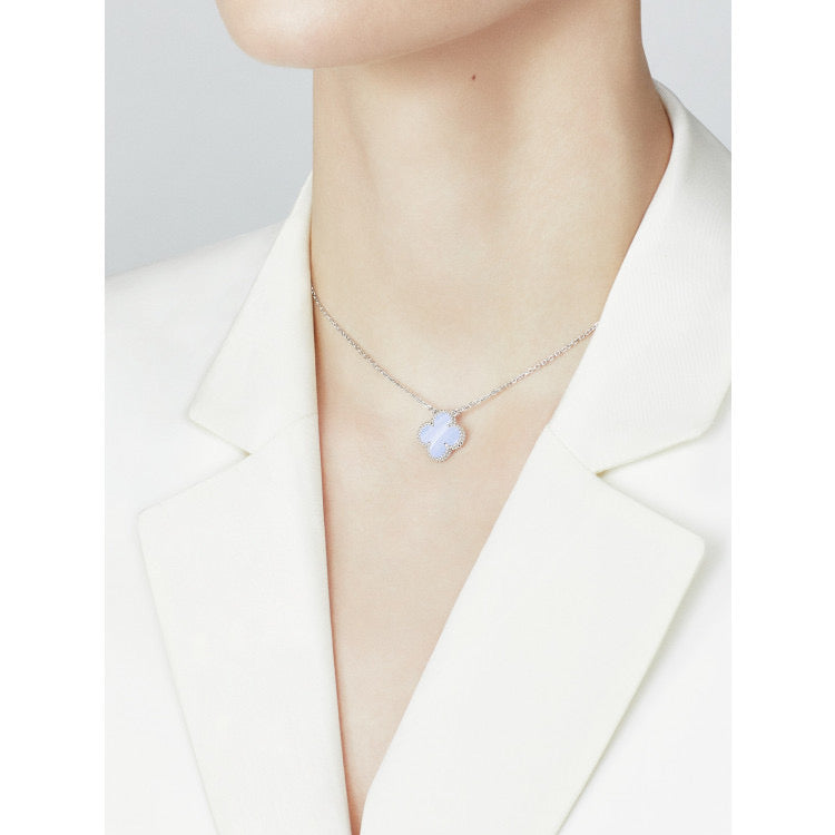 [Eterna Jewels]CLOVER 15MM BLUE CHALCEDONY NECKLACE SILVER