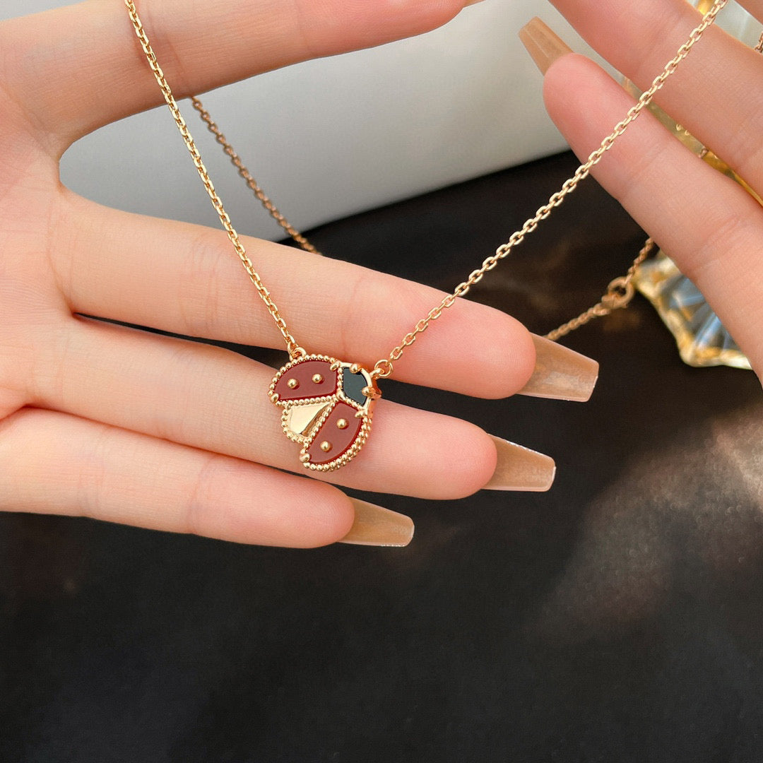[Eterna Jewels]LUCKY  CARNELIANS LADYBUG NECKLACE