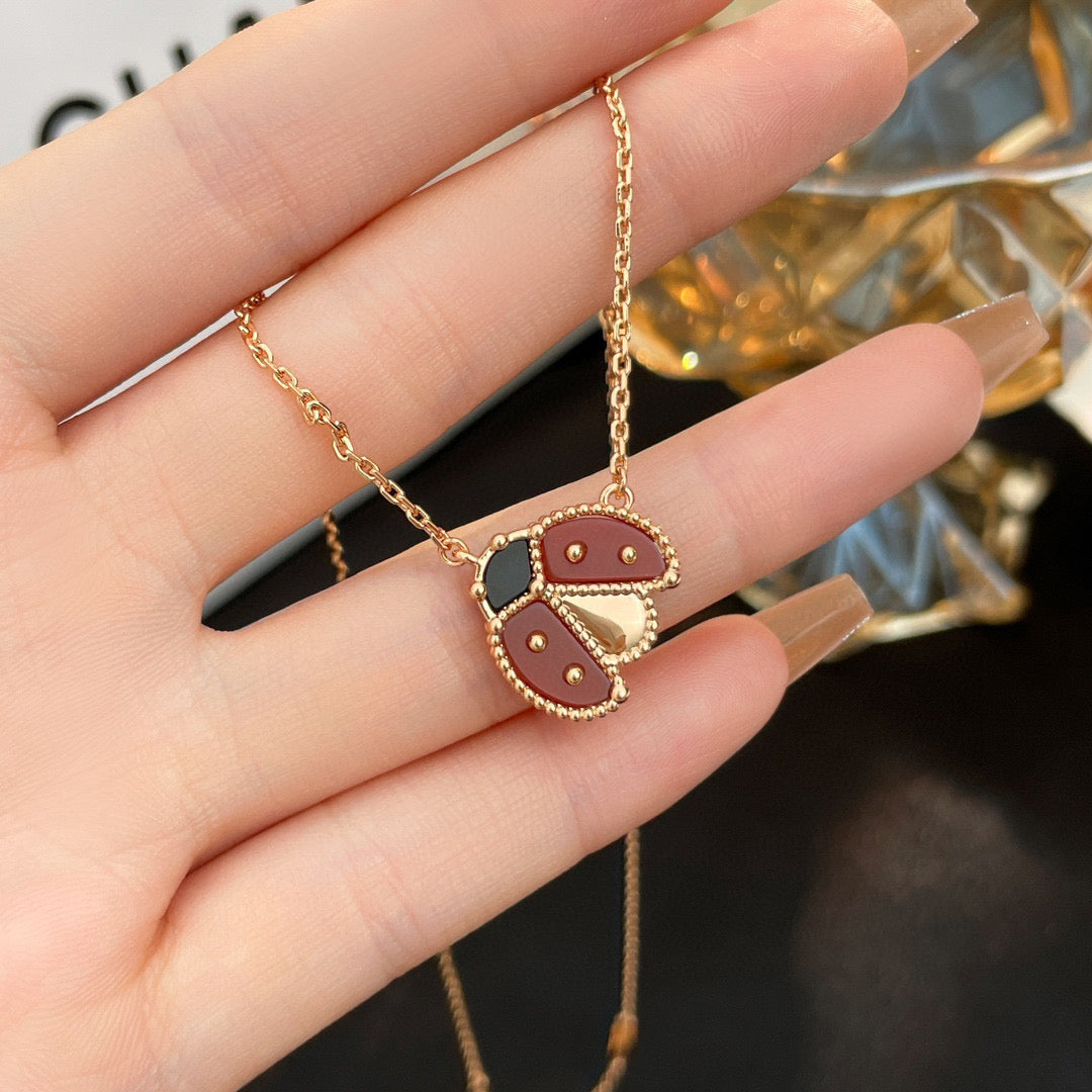[Eterna Jewels]LUCKY  CARNELIANS LADYBUG NECKLACE