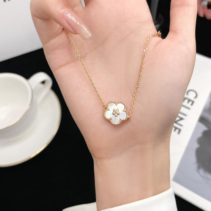[Eterna Jewels]LUCKY WHITE MOP PLUM BLOSSOM  BRACELET