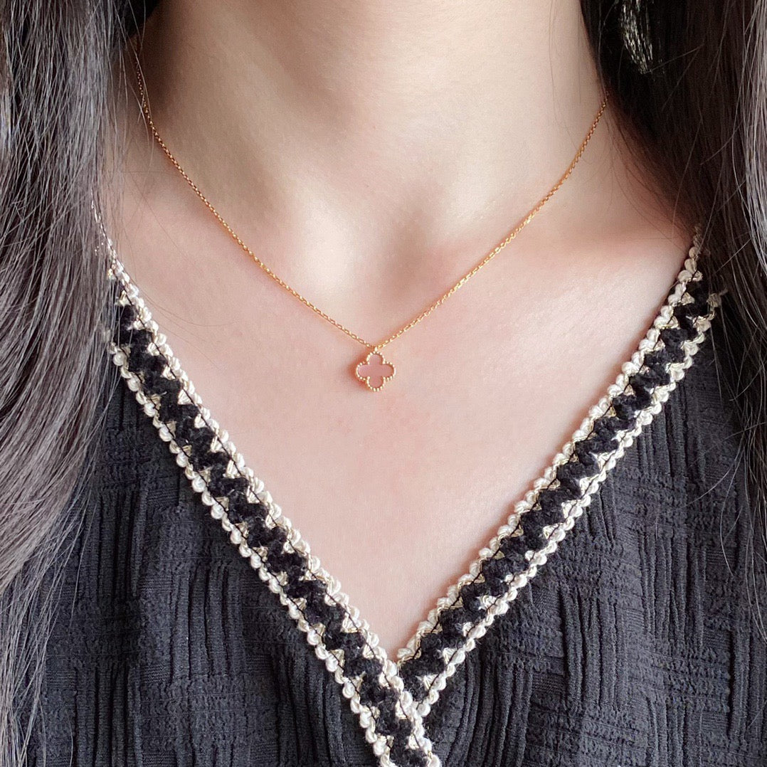 [Eterna Jewels]CLOVER 15MM PINK MOTHER-OF-PEARL SINGLE FLOWER NECKLACE