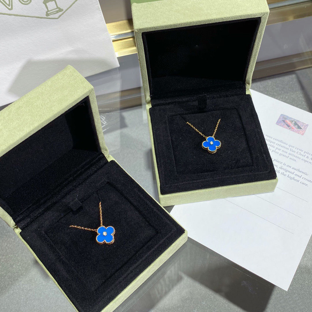 [Eterna Jewels]CLOVER 15MM DIAMOND AND BLUE AGATE NECKLACE