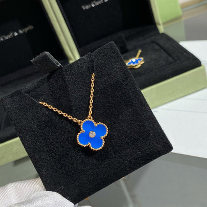 [Eterna Jewels]CLOVER 15MM DIAMOND AND BLUE AGATE NECKLACE
