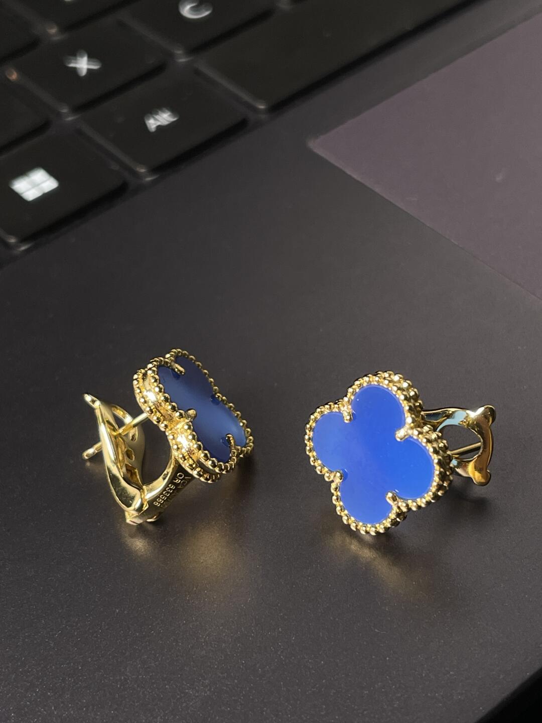 [Eterna Jewels] CLOVER LARGE (20mm) 1 MOTIFS BLUE MOP STUD EARRINGS