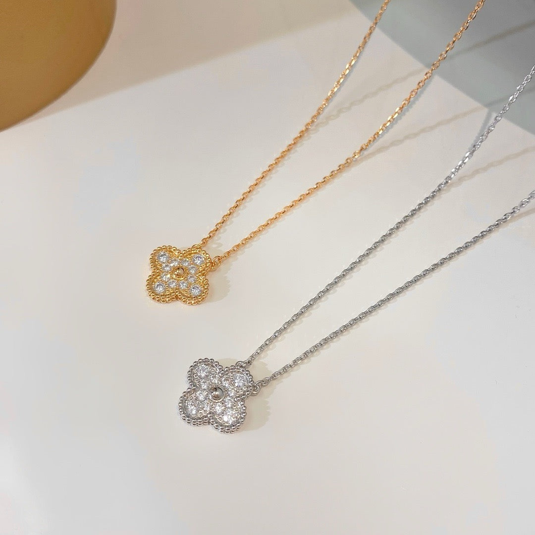 [Eterna Jewels]CLOVER 15MM DIAMOND SINGLE FLOWER NECKLACE