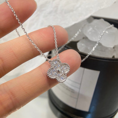 [Eterna Jewels]CLOVER 15MM DIAMOND SINGLE FLOWER NECKLACE
