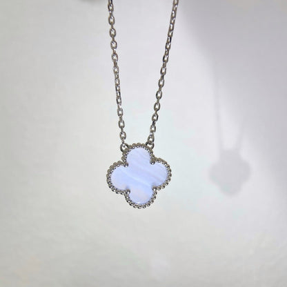 [Eterna Jewels]CLOVER 15MM BLUE CHALCEDONY NECKLACE SILVER