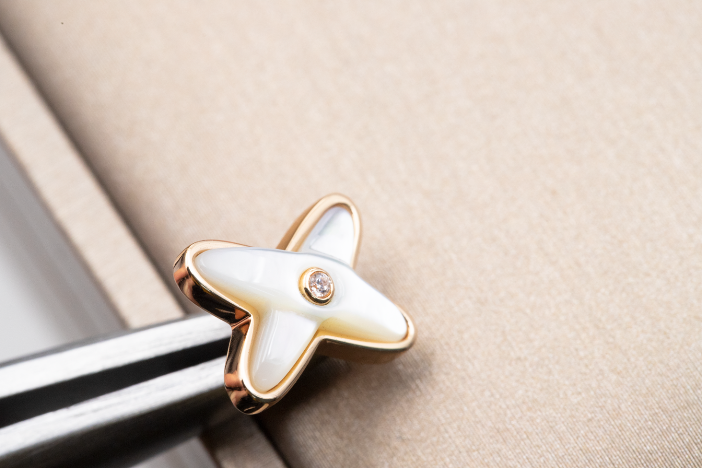 [Eterna Jewels]JEUX DE WHITE MOP ROSE GOLD DIAMOND EARRINGS