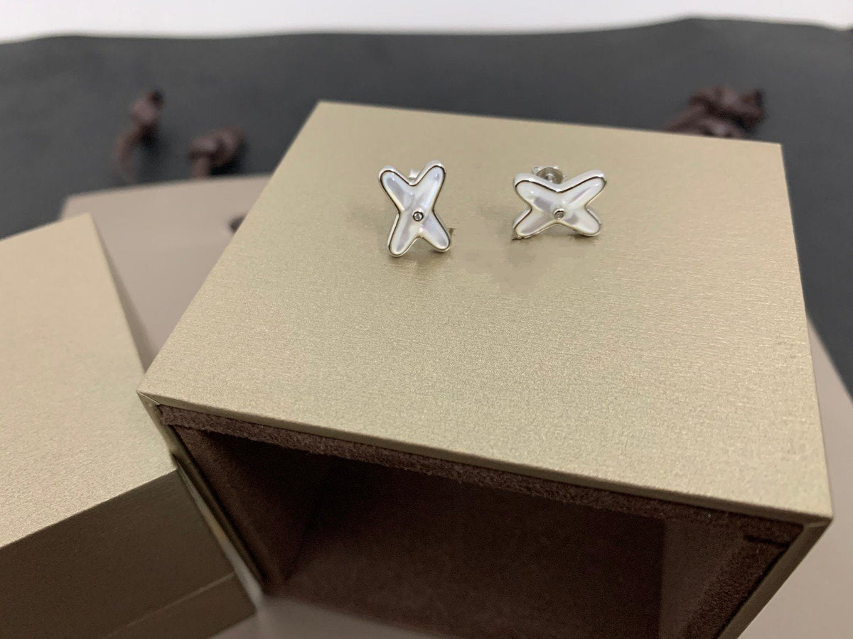 [Eterna Jewels]JEUX DE WHITE MOP SILVER DIAMOND EARRINGS