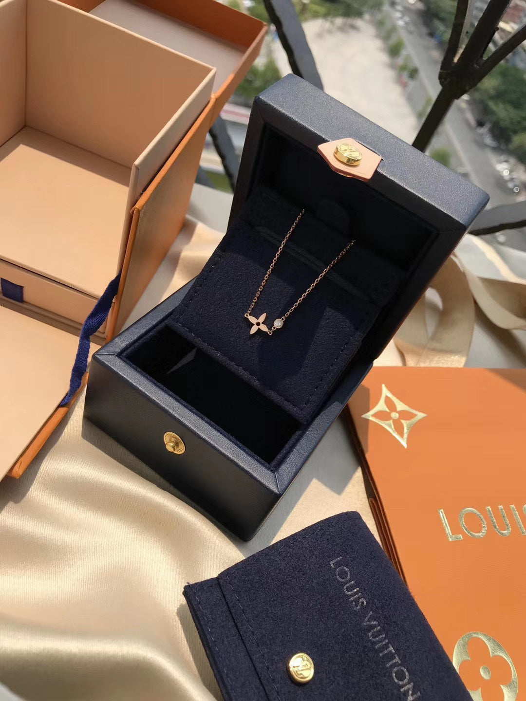 [Eterna Jewels]BLOSSOM PENDANT PINK GOLD AND DIAMOND