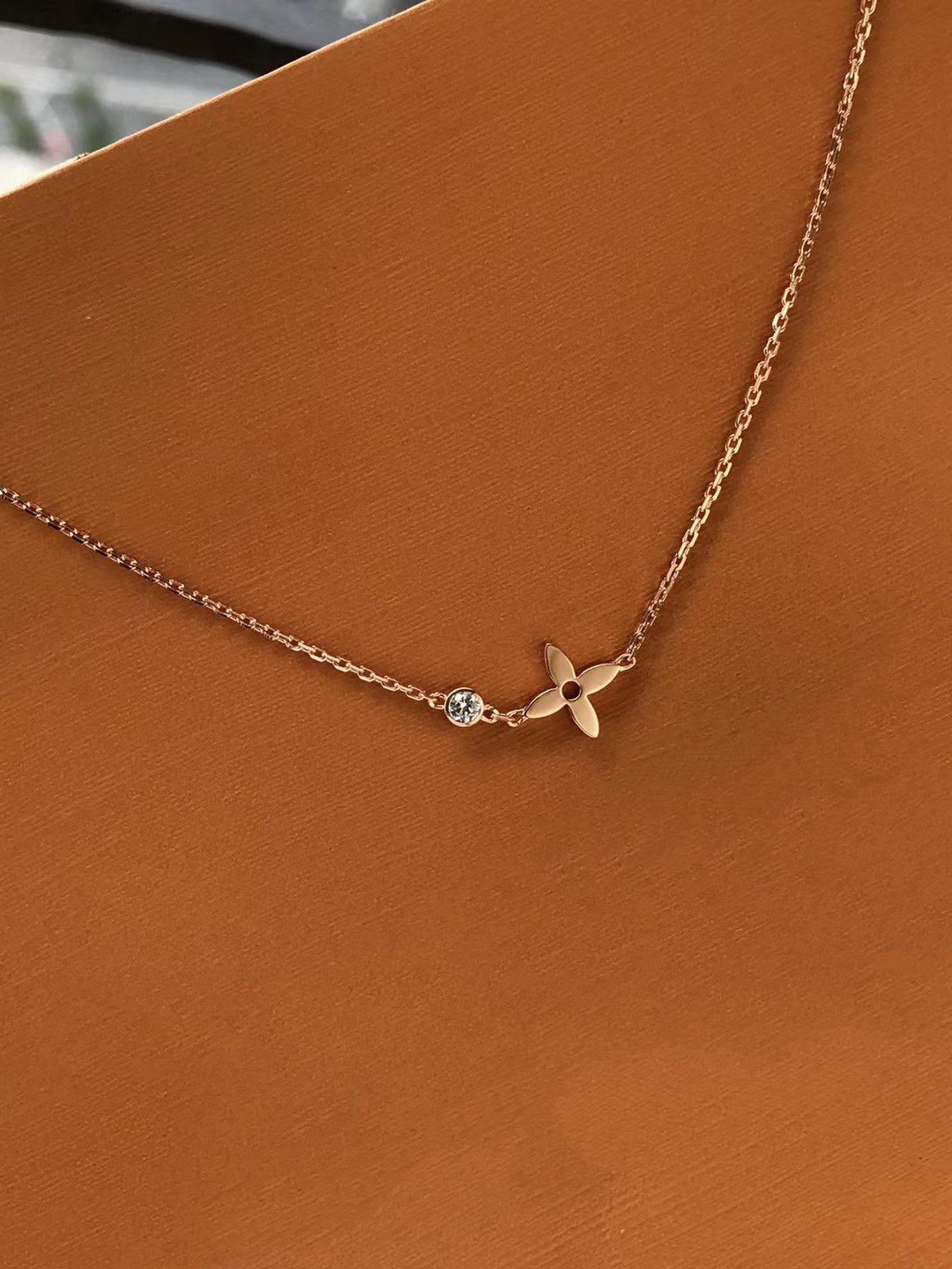 [Eterna Jewels]BLOSSOM PENDANT PINK GOLD AND DIAMOND
