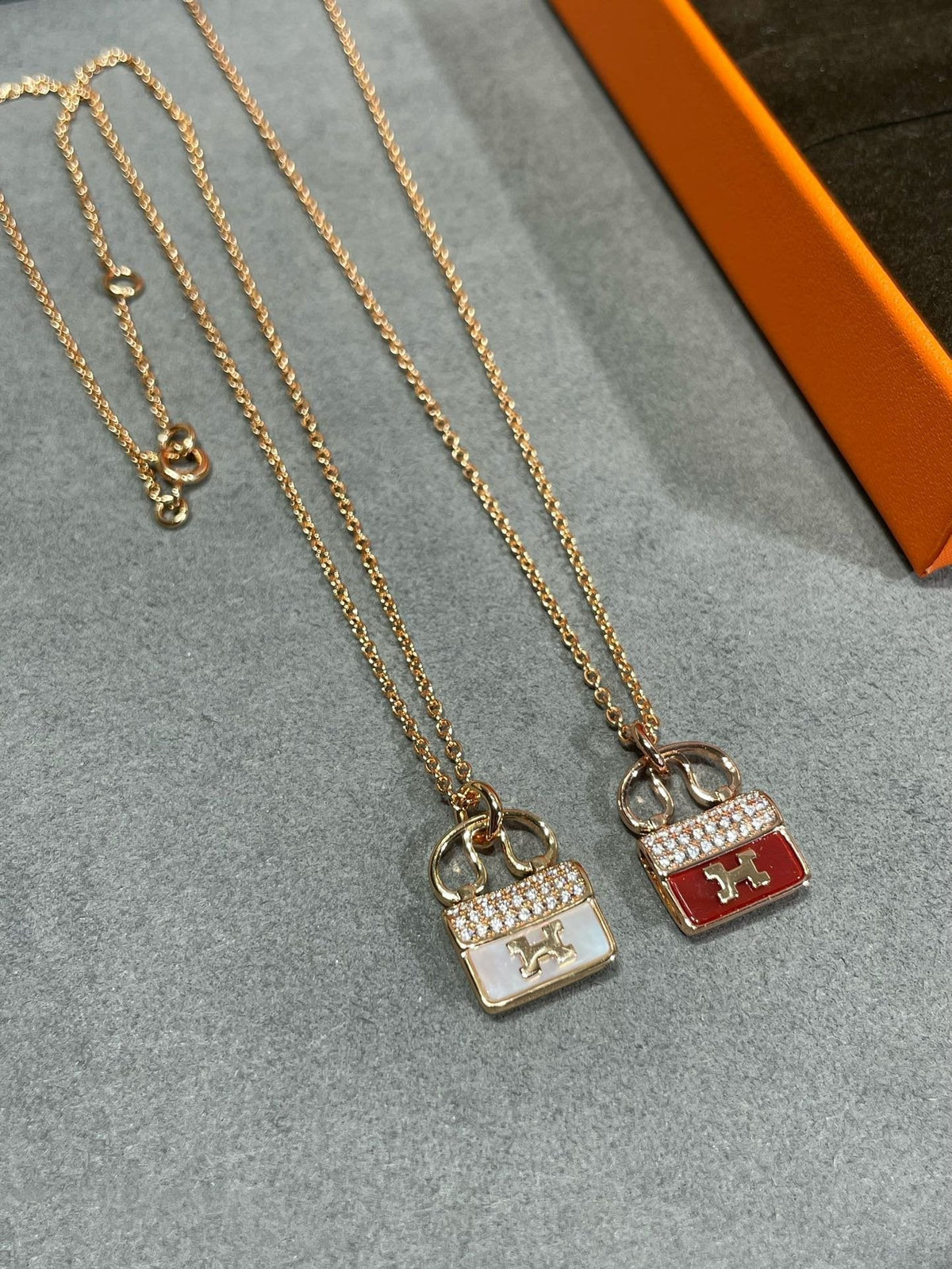 [Eterna Jewels]H CIRCE MOISSANITE PENDANT NECKLACE GOLD