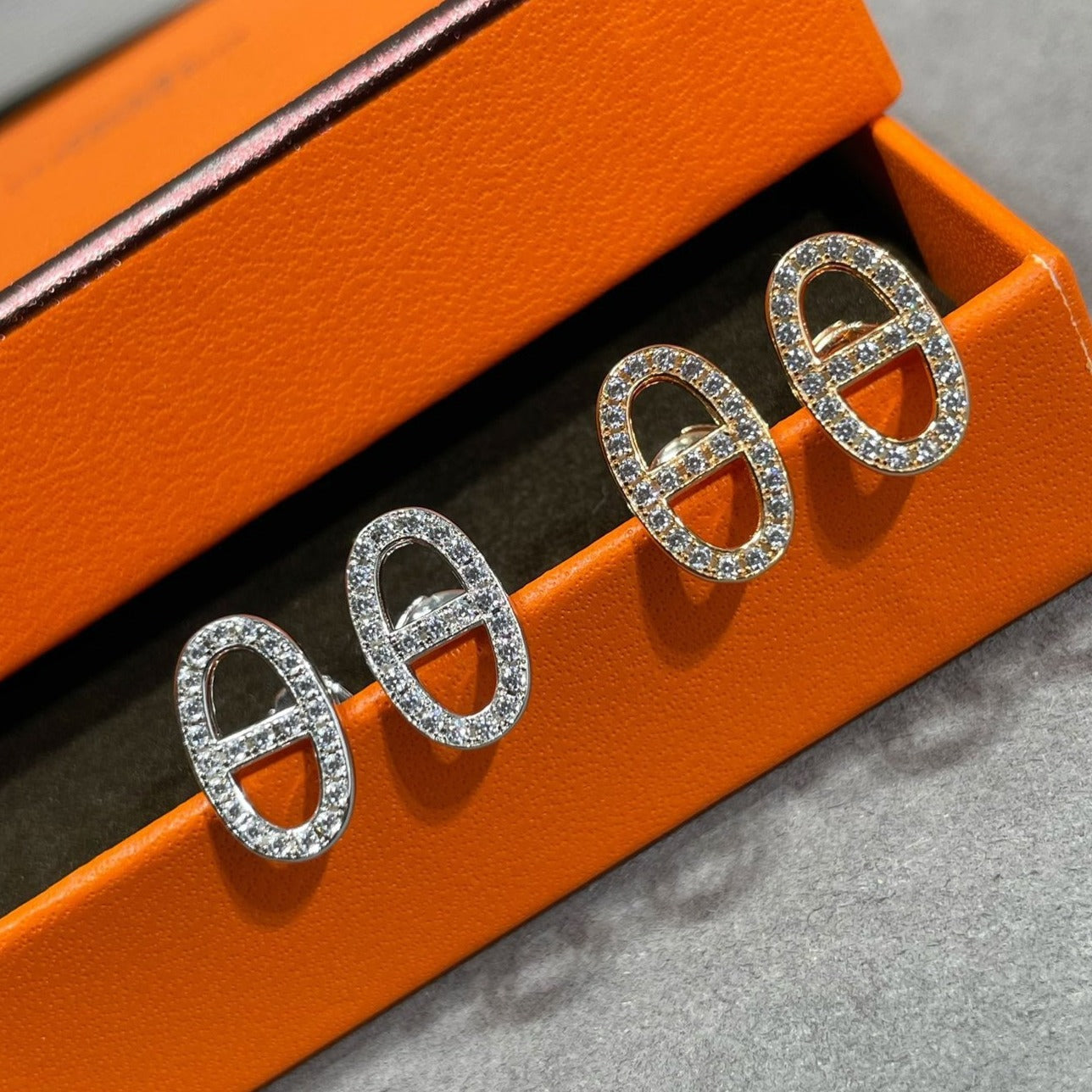 [Eterna Jewels]HM FULL DIAMOND PIG NOSE STUD EARRINGS