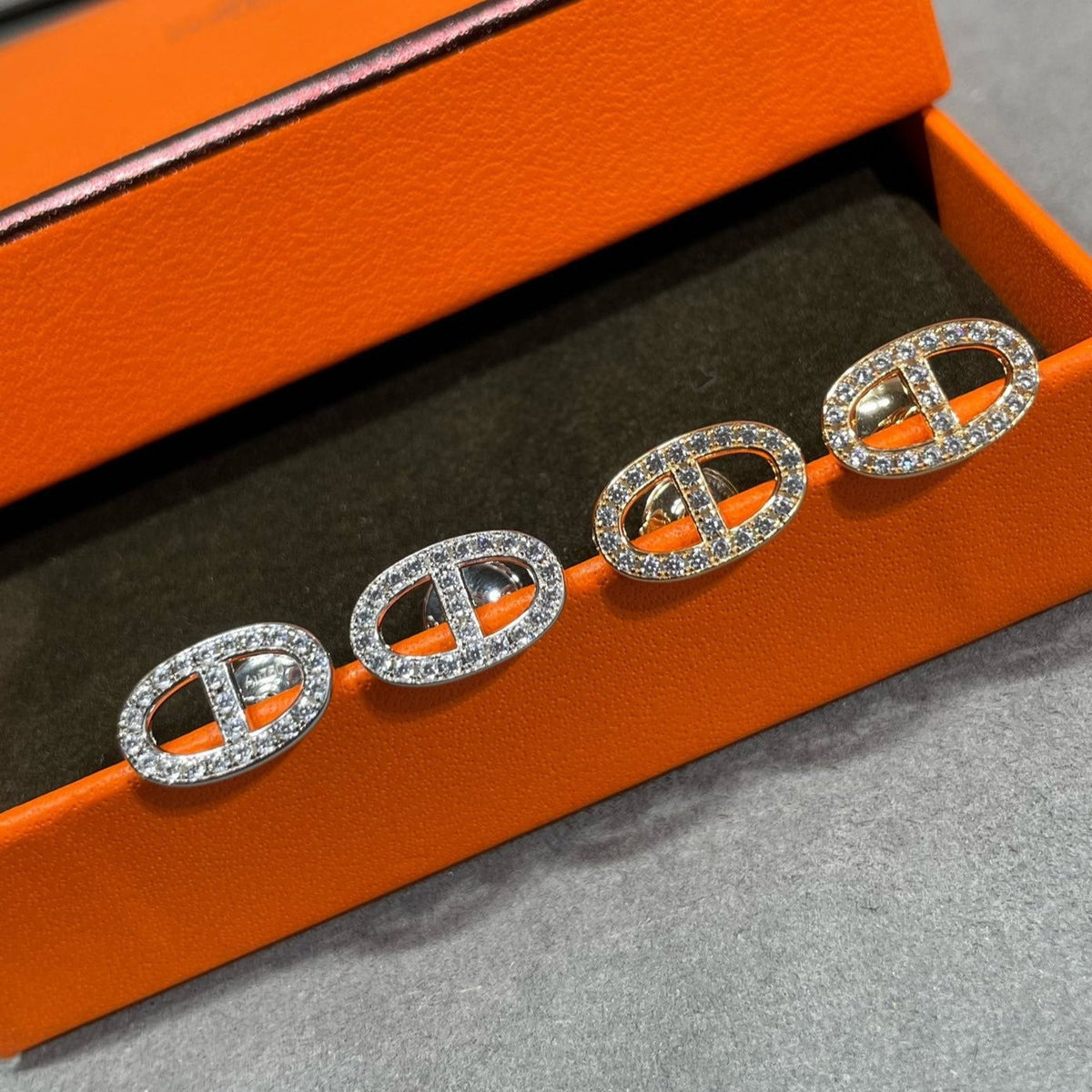 [Eterna Jewels]HM FULL DIAMOND PIG NOSE STUD EARRINGS