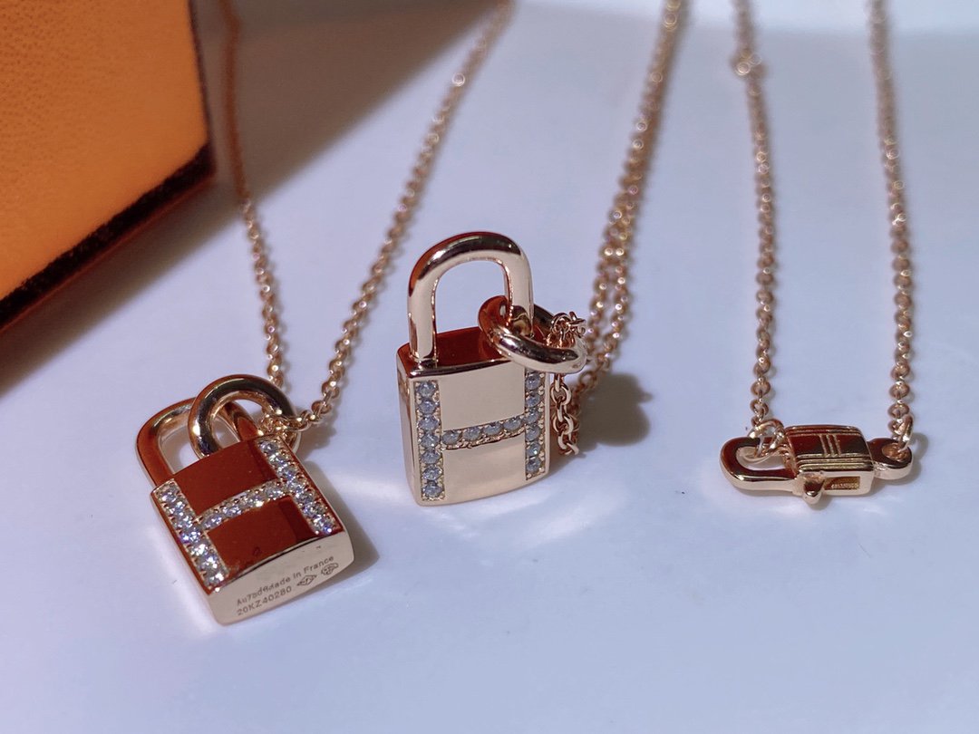 [Eterna Jewels]HM ADVANCED NICHE LOCK HEAD NECKLACE DIAMONDS