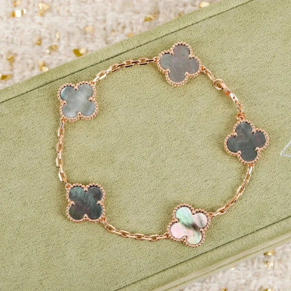 [Eterna Jewels] CLOVER 5 MOTIF GRAY MOP BRACELET COLLECTION
