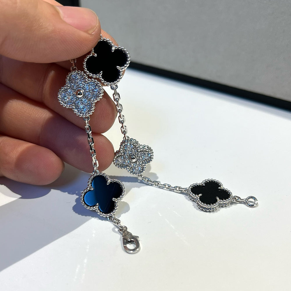 [Eterna Jewels] CLOVER 5 MOTIF ONYXS BRACELET COLLECTION