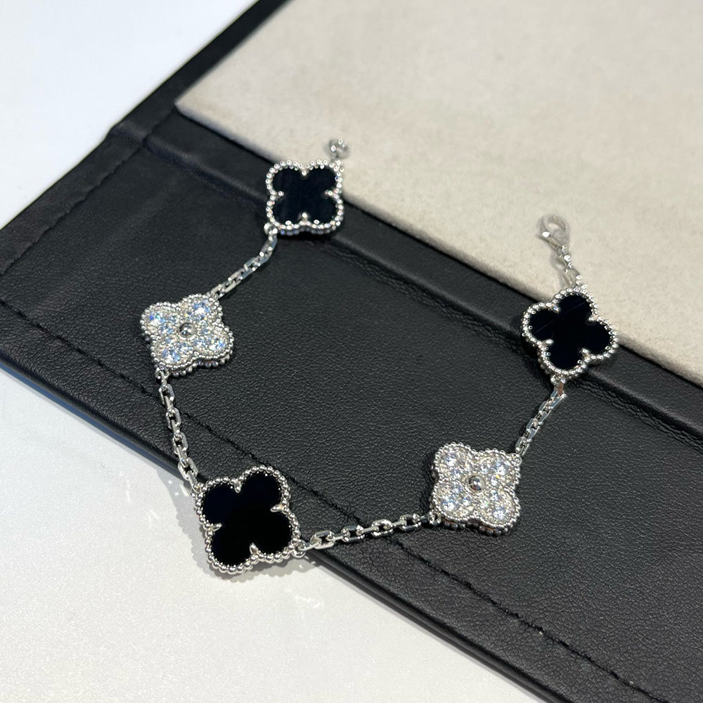 [Eterna Jewels] CLOVER 5 MOTIF ONYXS BRACELET COLLECTION