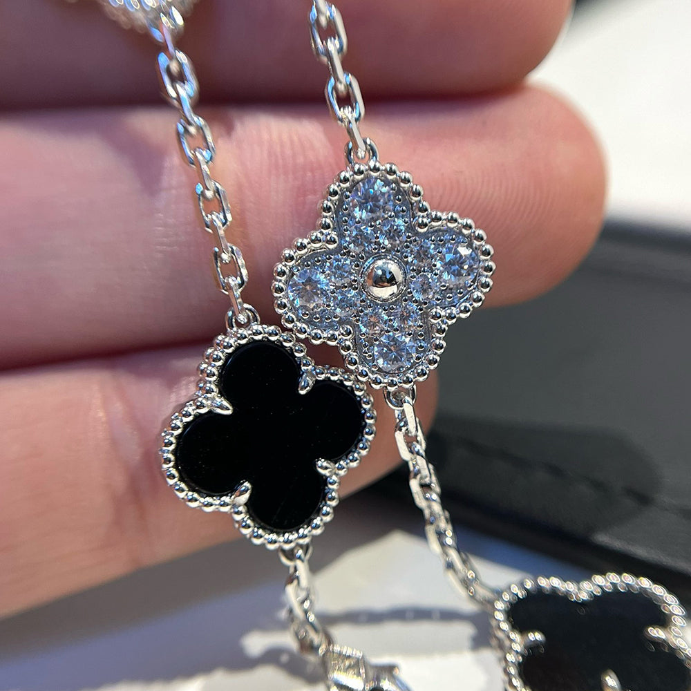 [Eterna Jewels] CLOVER 5 MOTIF ONYXS BRACELET COLLECTION