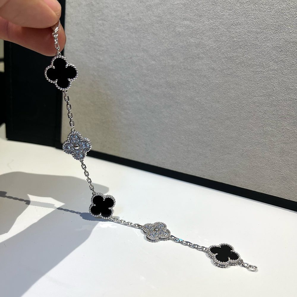 [Eterna Jewels] CLOVER 5 MOTIF ONYXS BRACELET COLLECTION