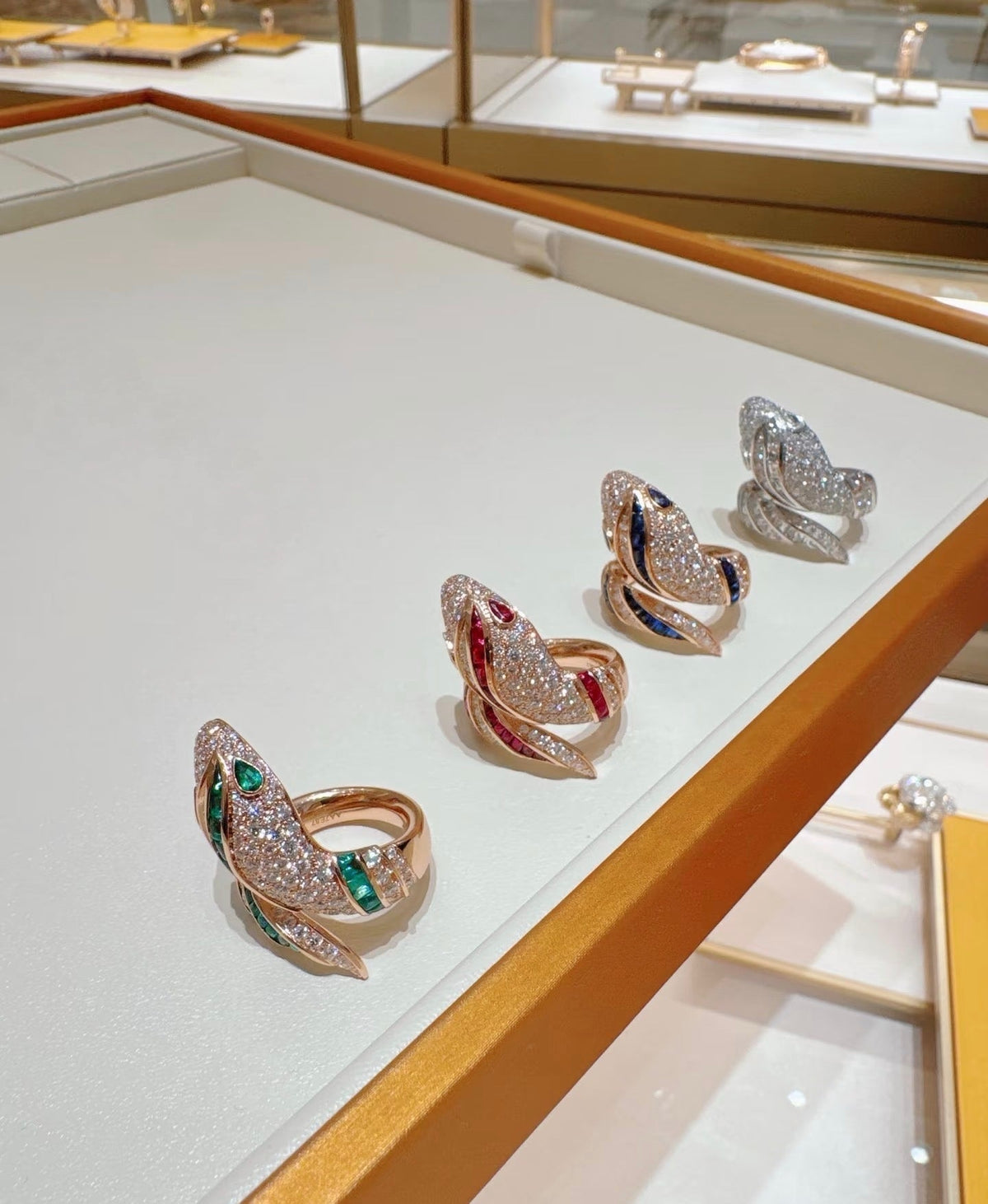 [Eterna Jewels]BRAND NEW LUXURY RED SNAKE RING
