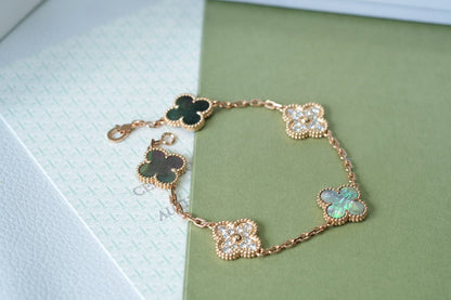 [Eterna Jewels] CLOVER 5 MOTIF GRAY MOP BRACELET COLLECTION