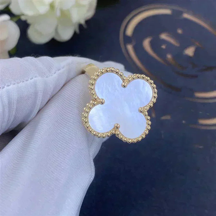 [Eterna Jewels]CLOVER WHITE MOP RING