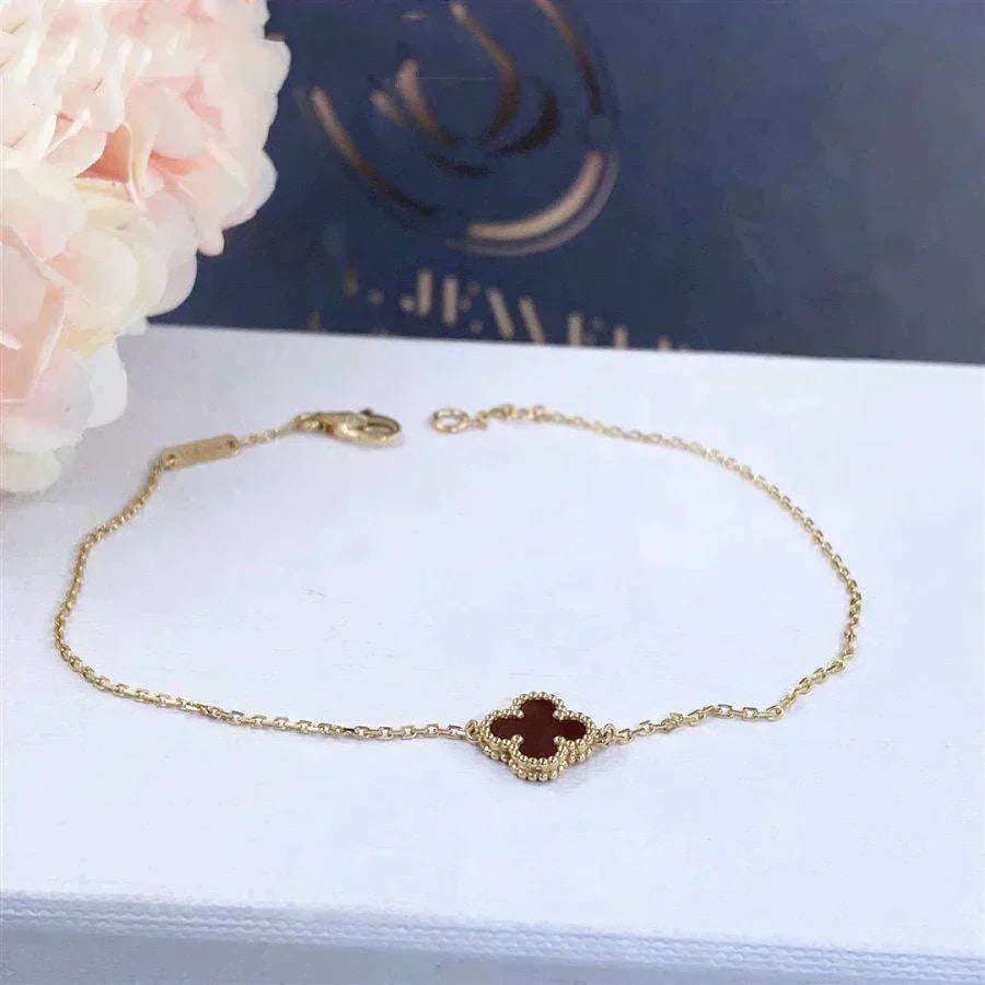 [Eterna Jewels]CLOVER  CARNELIAN SINGLE FLOWER BRACELET