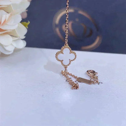 [Eterna Jewels]CLOVER WHITE MOP SINGLE FLOWER BRACELET