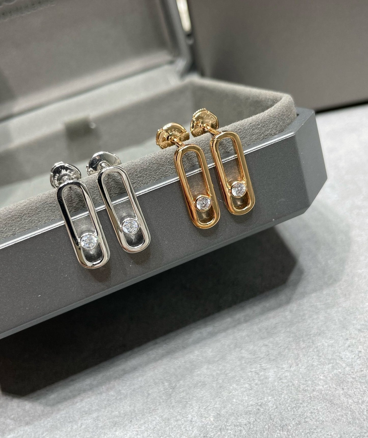 [Eterna Jewels]MOVE UNO SMALL 1 DIAMOND EARRINGS